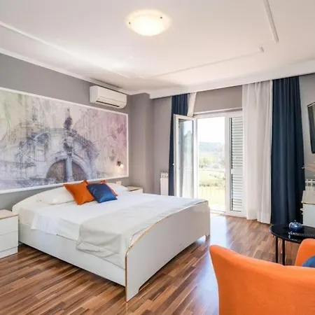 Trojkovic * Dubrovník