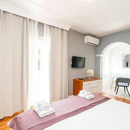 Trojkovic * Dubrovník