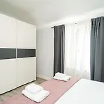 Trojkovic *